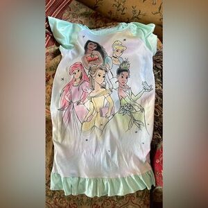 Princess night gown size 8 girls Disney brand